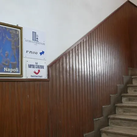 Attico Partenope Napoli,stazione *