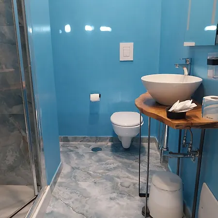 Attico Station نابولي