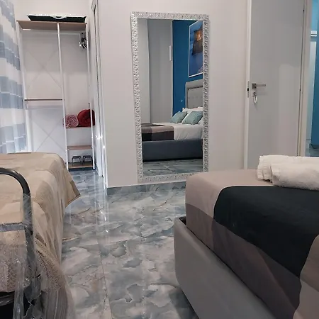 Attico Station نابولي