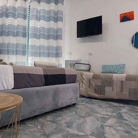 Attico Station 4* نابولي