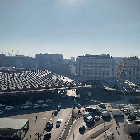 بيت ضيافة Attico Station 4*