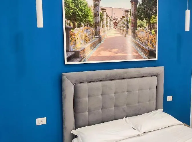 Pensión Attico Station 4*