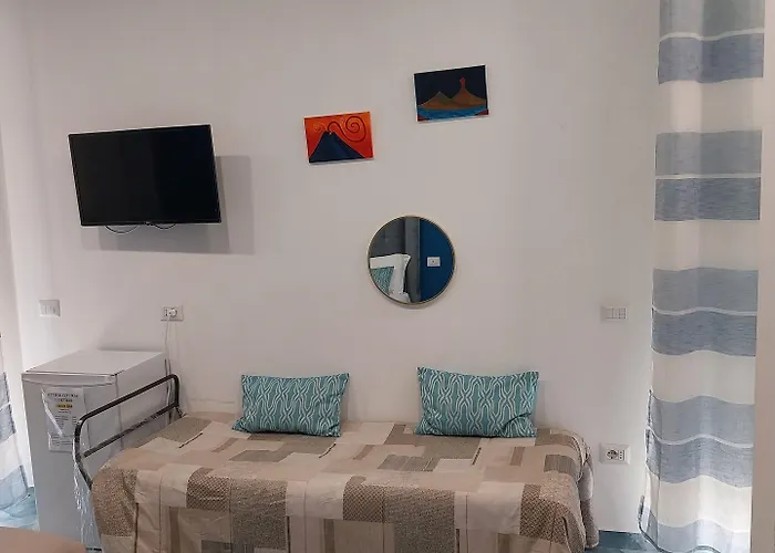 Pensión Attico Station 4*