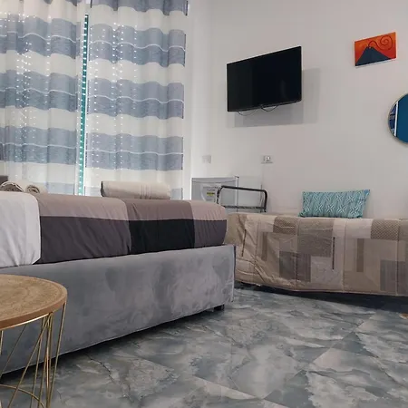 Attico Station 4* נאפולי